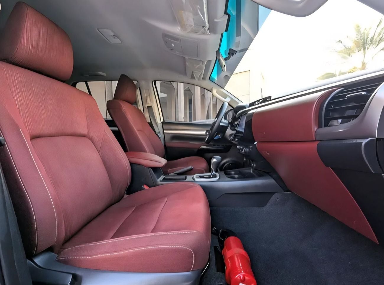 تويوتا هيلوكس SR5 LHD Double Cabin Utility Pickup 2TR 2.7L Petrol Engine Automatic Gear 4WD Original Power Windows