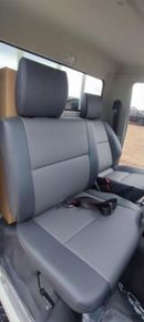 Toyota Land Cruiser Pick Up 2025 Toyota Land Cruiser LC 79 4.2L SC MT Diesel (White-Black)