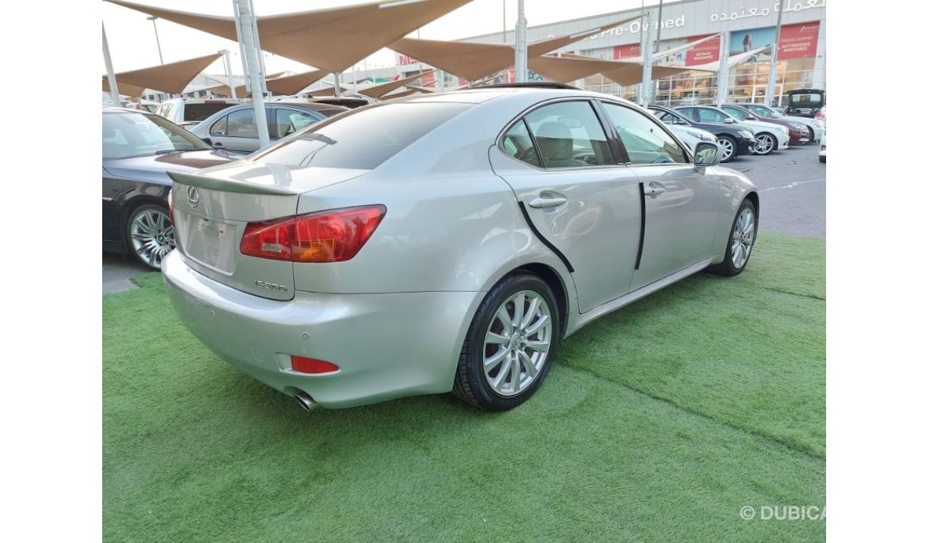 Lexus IS300