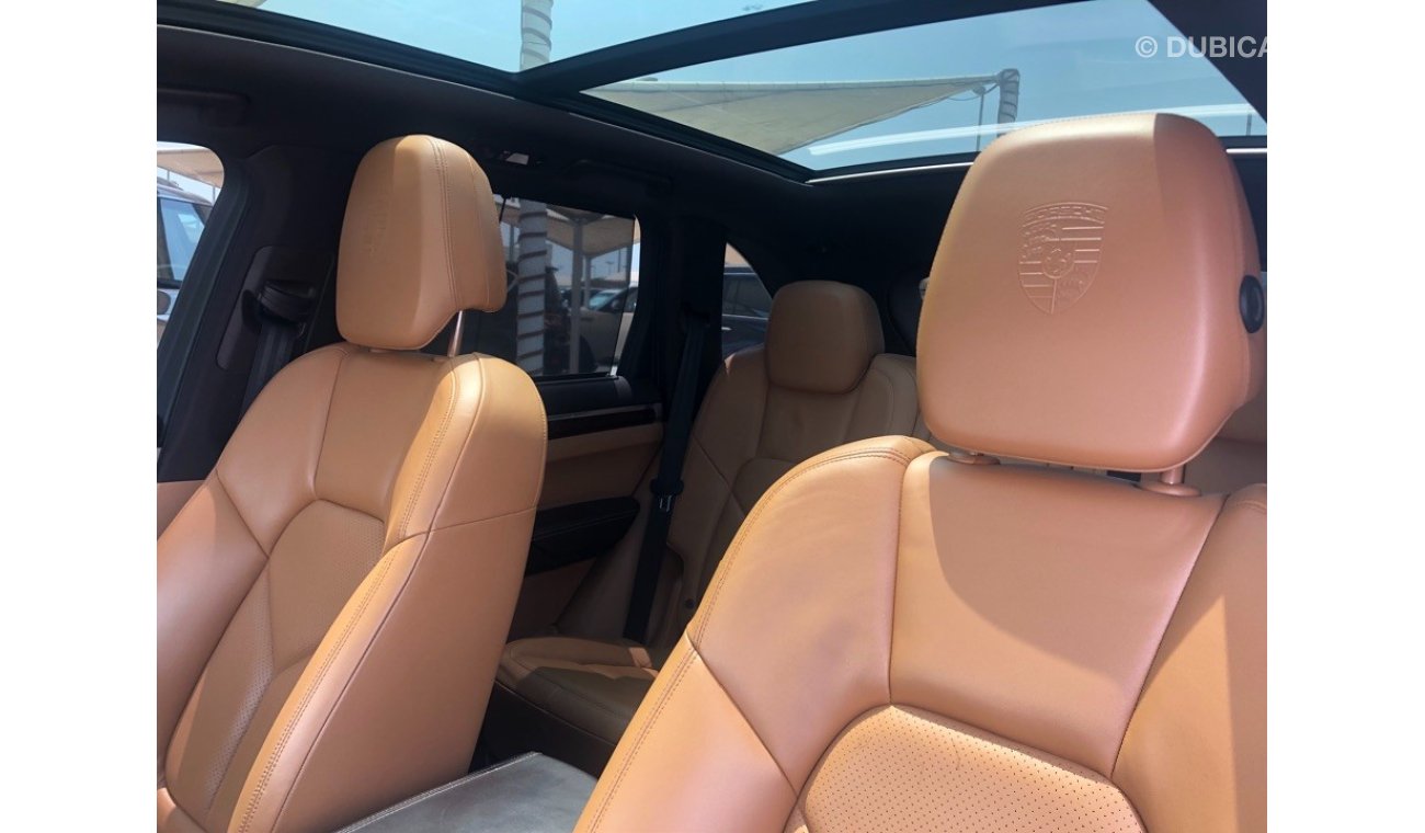 Porsche Cayenne S خليجي مالك واحد بانوراما مواصفات خاصة VIP