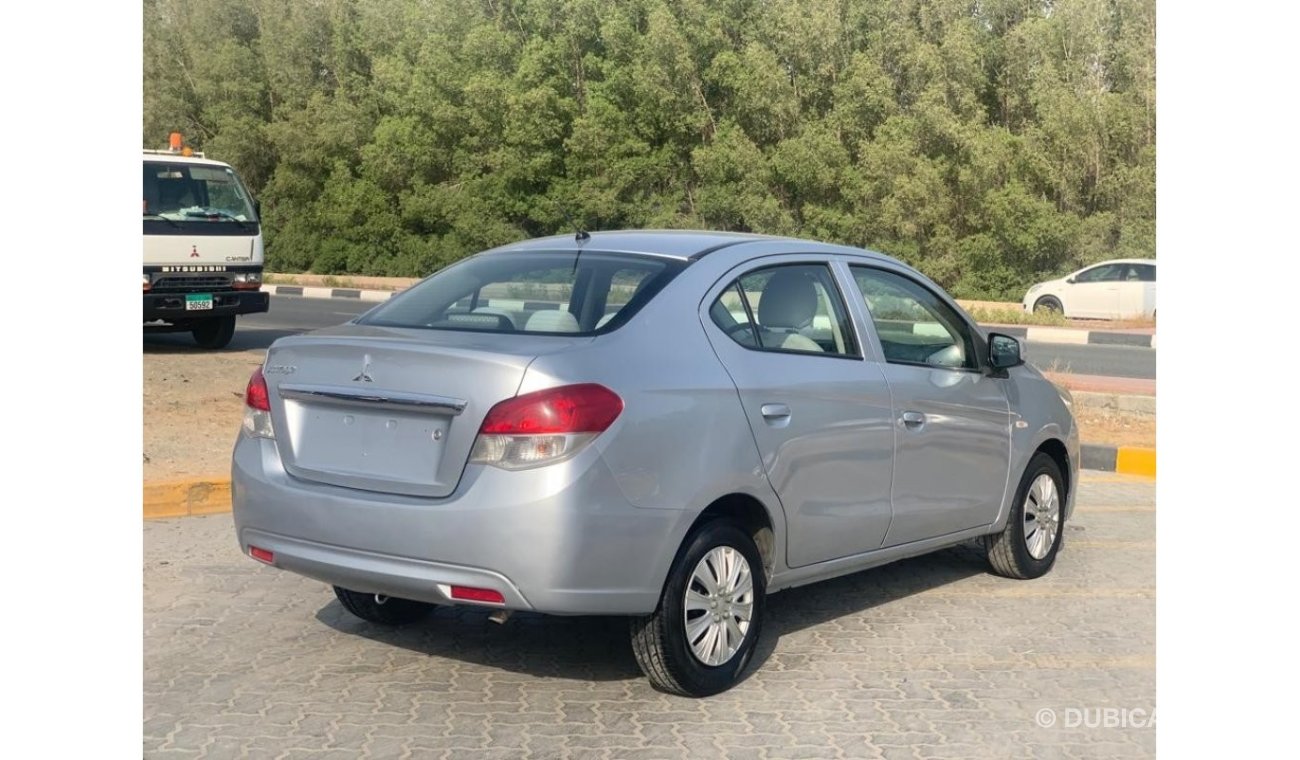 ميتسوبيشي اتراج GLX Std GLX Std GLX Std 2014 Sedan Ref#448