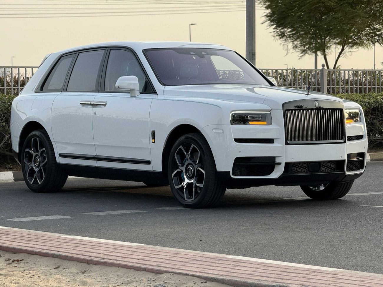 Rolls-Royce Cullinan GCC SPEC NEAT AND CLEAN