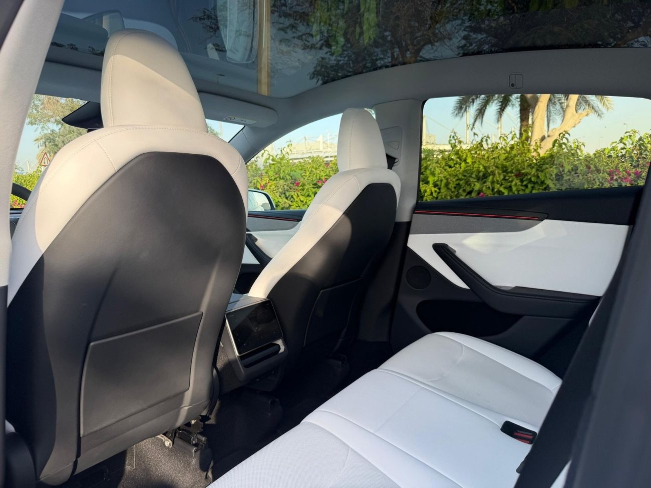 Tesla Model Y Long Range (AWD)