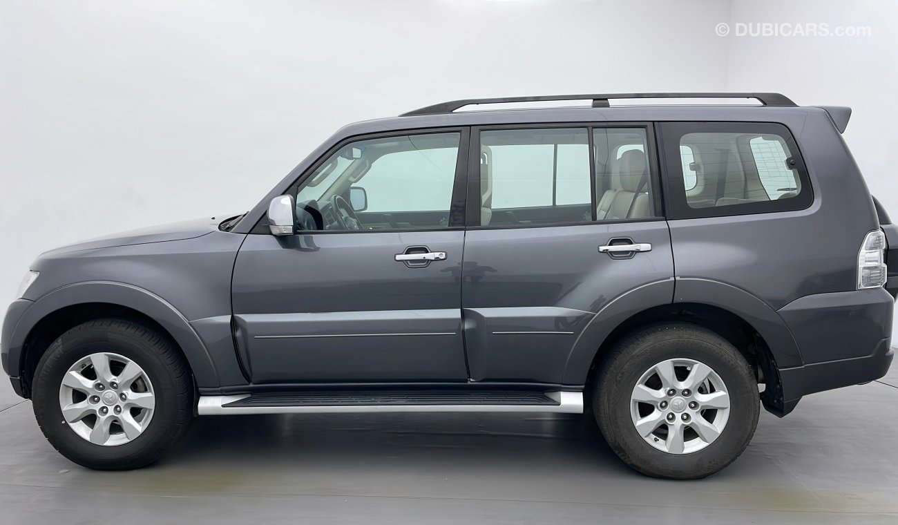 Mitsubishi Pajero GLS MIDLINE WITH SUNROOF 3.5 | Under Warranty | Inspected on 150+ parameters