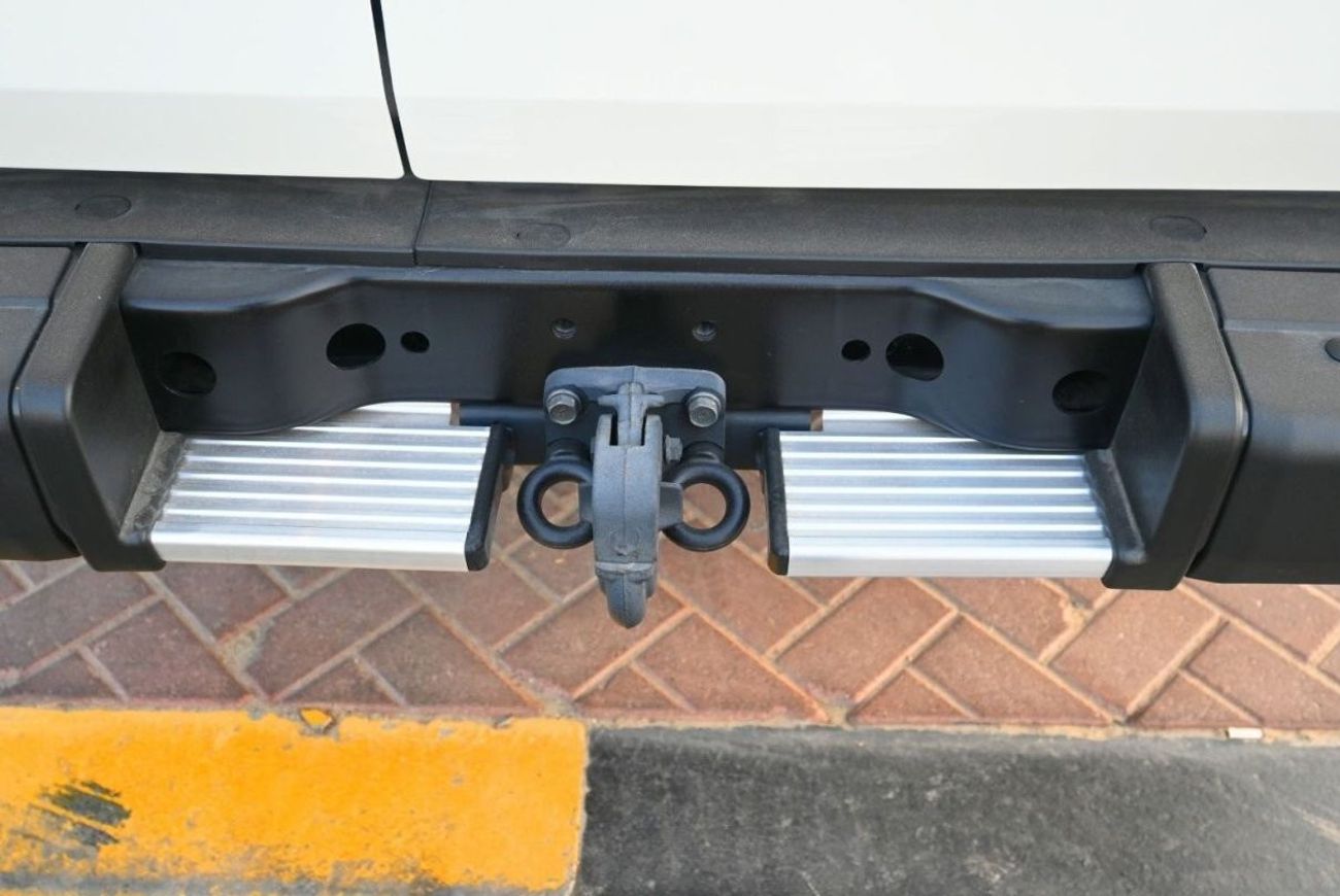 تويوتا لاند كروزر 70 TOYOTA  LAND CRUISER HARDTOP LC76 4.0L 2024