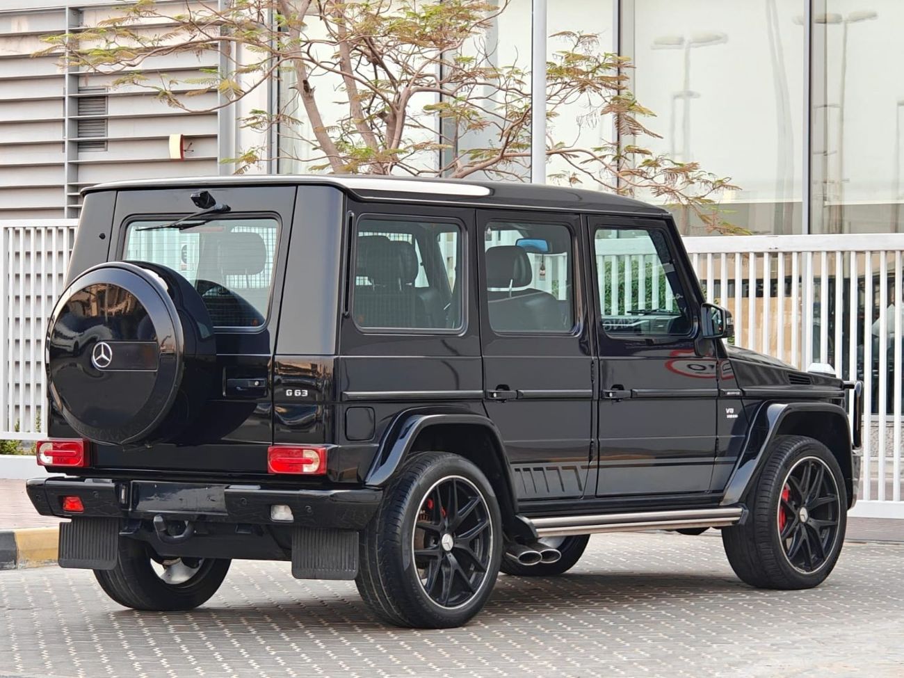 Mercedes-Benz G 63 AMG G-63 AMG 2017 GCC ORGINAL PAINT // ACCIDENT FREE // FSH // PERFECT CONDITION