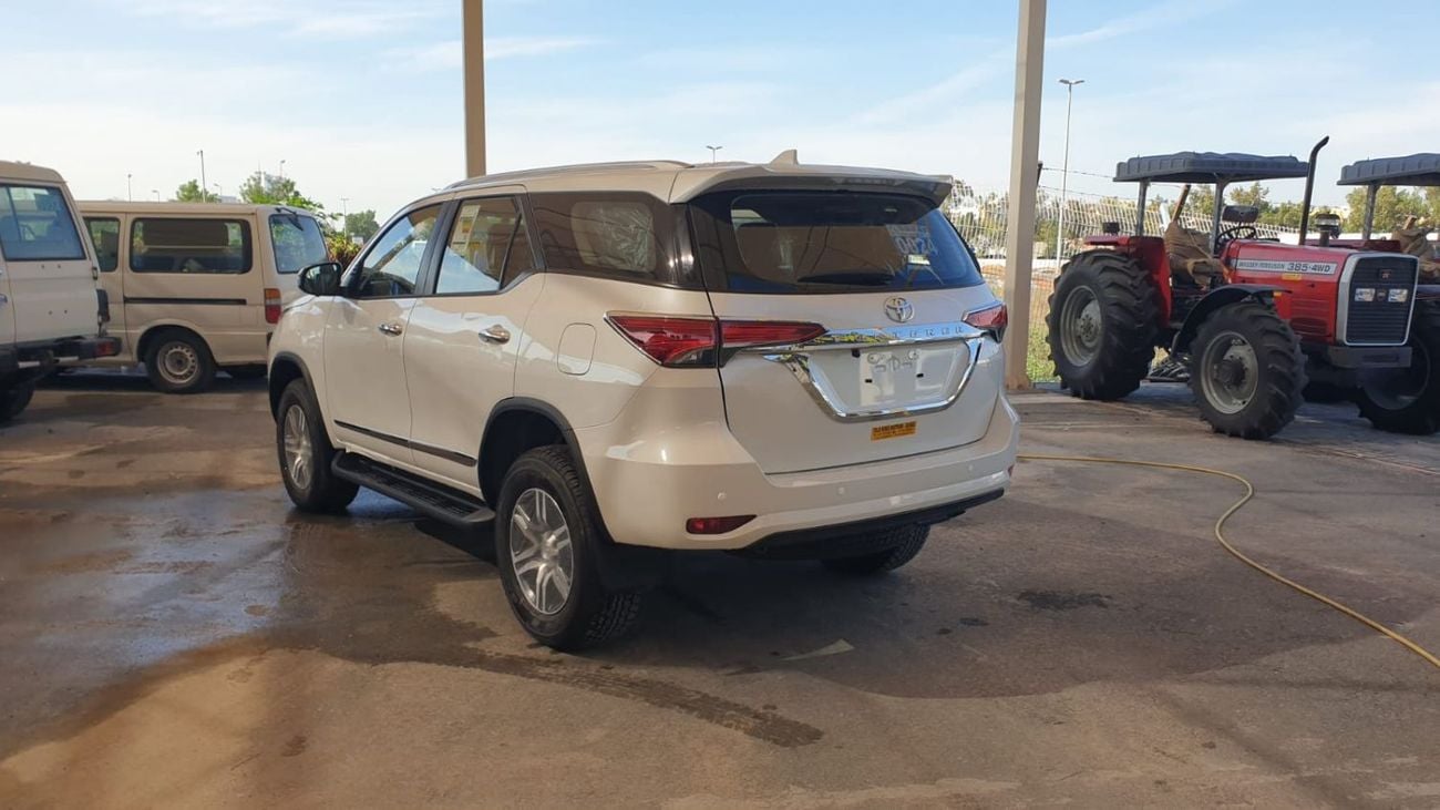 تويوتا فورتونر NEW FORTUNER 2026 * 4X4 * 4CAMERA * KEYLESS START * AT * (DIESEL)
