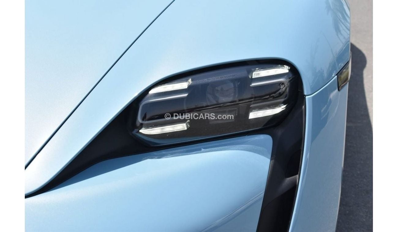 Porsche Taycan 4S Base