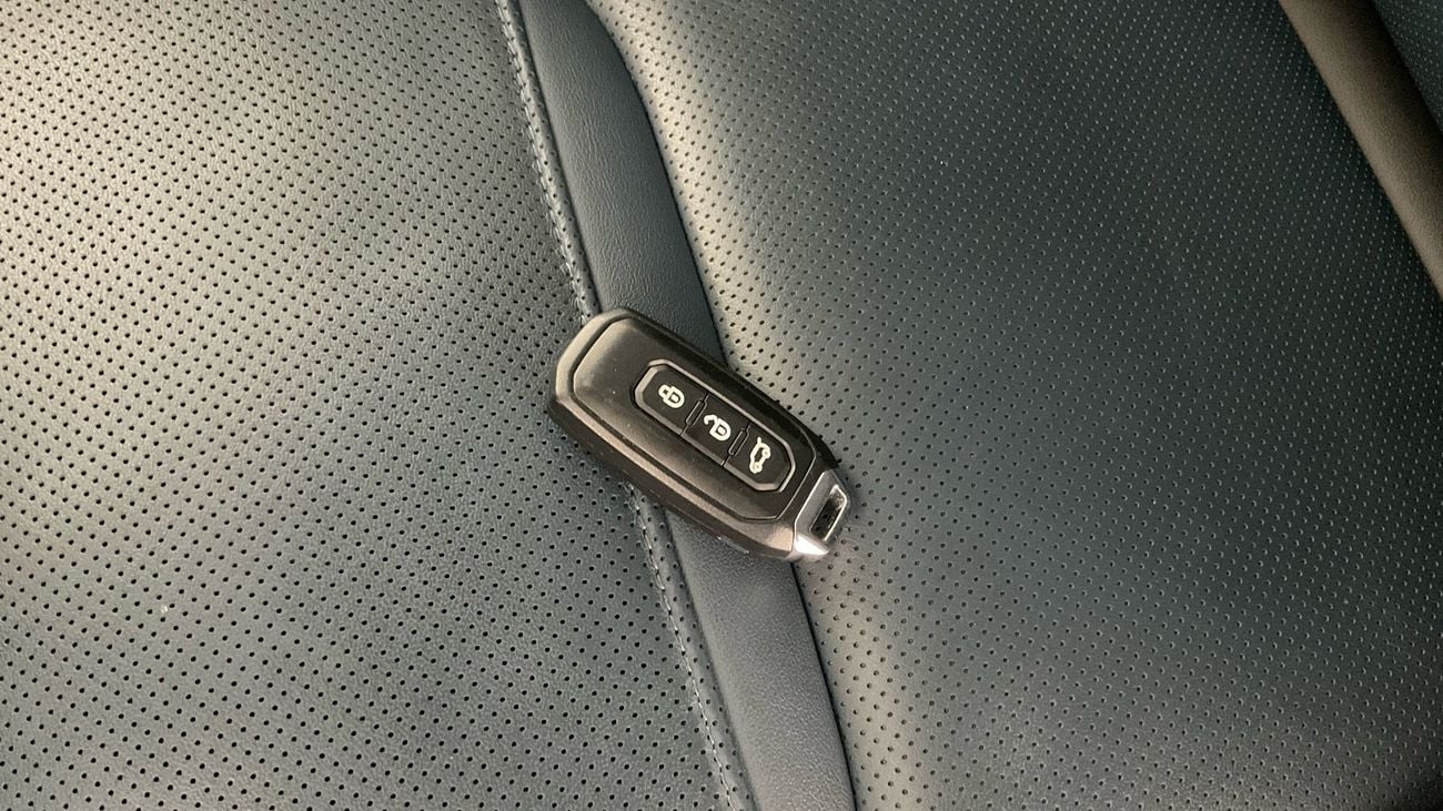 فورد تيريتوري Titanium | شامل الضمان | 0 ﺪﻔﻋﺓ ﺃﻮﻟﻯ