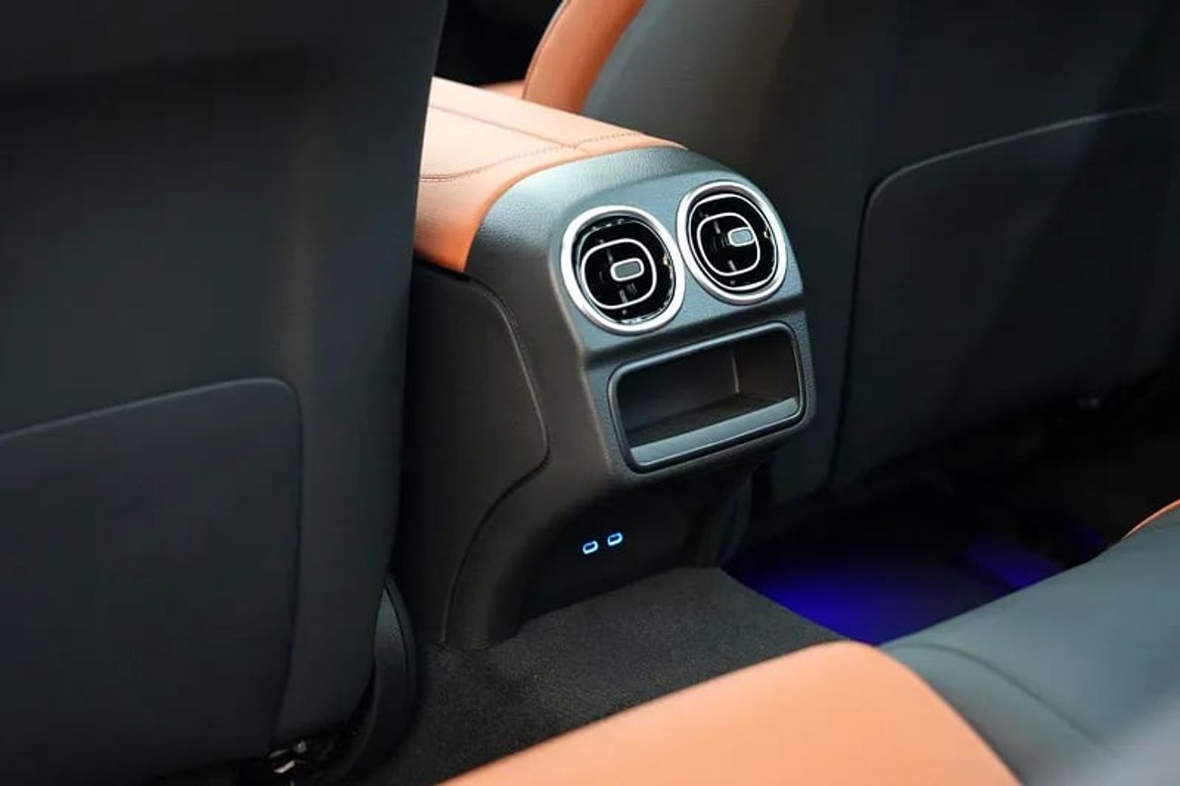 Mercedes-Benz C 200 C 200 | GCC 0km | Agency Warranrty | AMG Package