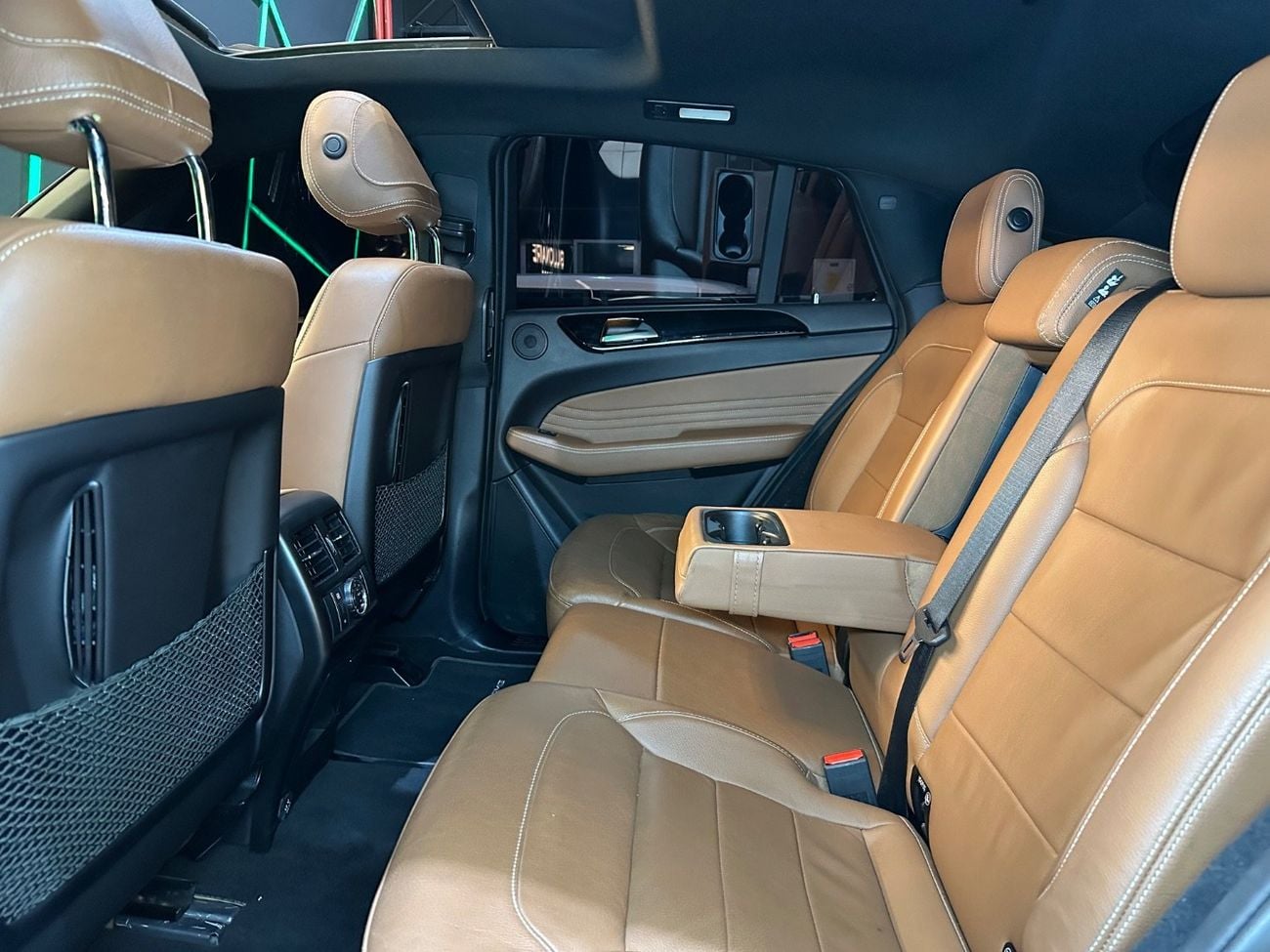 مرسيدس بنز GLE 43 AMG MERCEDES-BENZ GLE 43 AMG | GCC | 2019 | FULL OPTIONS LIKE NEW