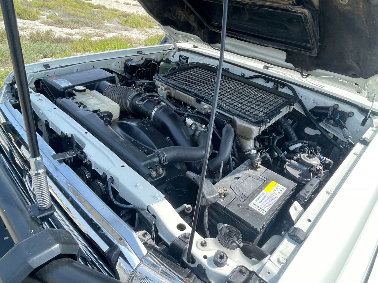 تويوتا لاند كروزر بيك آب RIGHT HAND VEHICLE ONLY FOR EXPORT 4.5 LITER