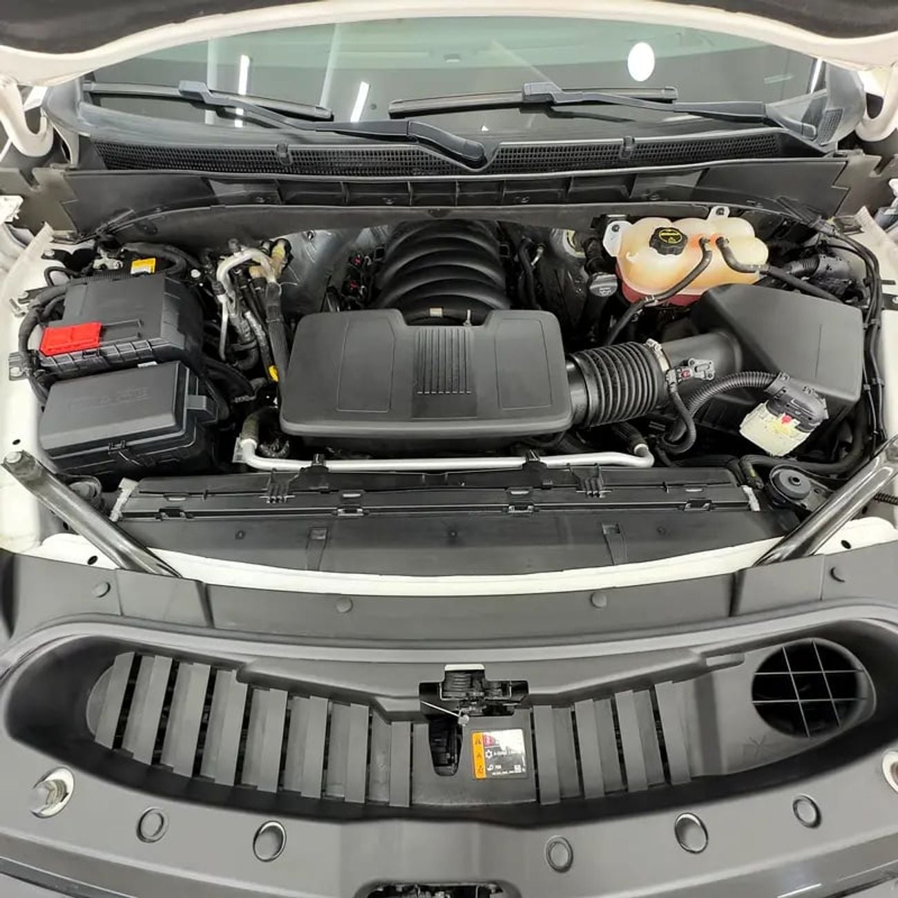 كاديلاك إسكالاد Premium Luxury 6.2L 4WD Premium Luxury