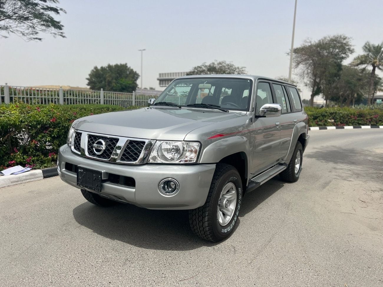 Nissan Patrol Safari Safari 4.8L M/T