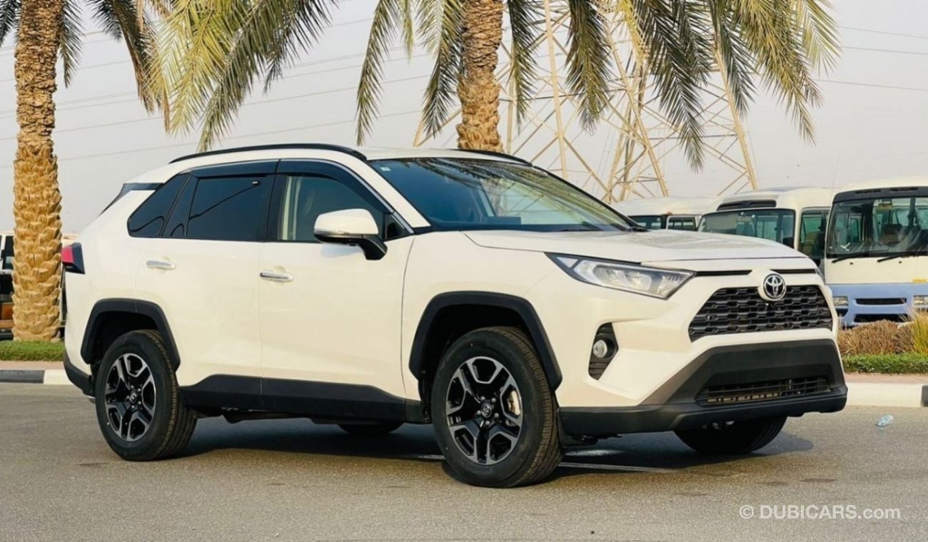 تويوتا راف ٤ 2021 |HYBRID 4X4 |PEARL WHITE | 2.5L Petrol | FULLY OPTIONED | FRESH JAPAN IMPORT |