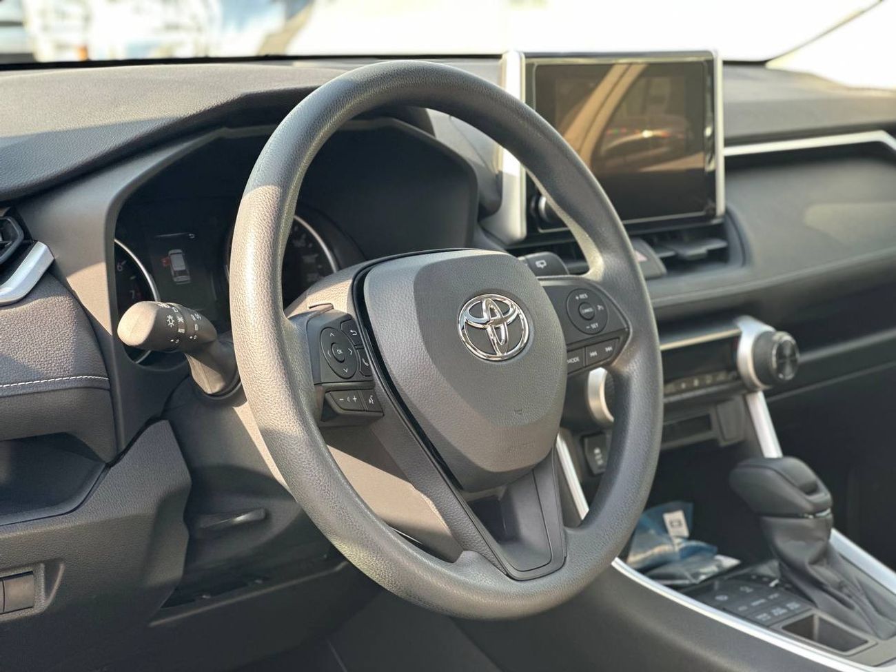 Toyota RAV4 EXR 2.5L PTR A/T // 2025 // Mid With Sunroof , Wireless Charge , DVD&Back Camera // Special Offer //