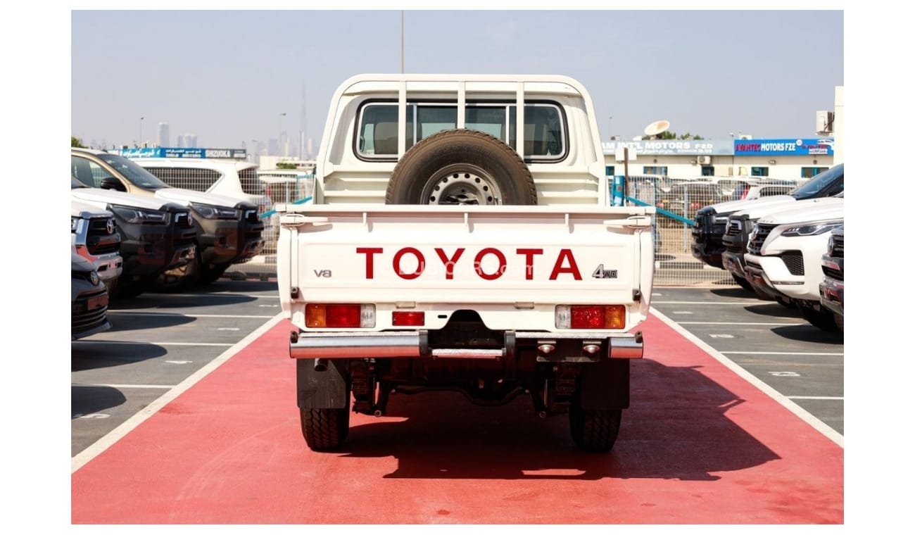 تويوتا لاند كروزر بيك آب LANDCRUISER 4.5 MT DOUBLE CABIN PICKUP WHITE 2023 * EXPORT ONLY *