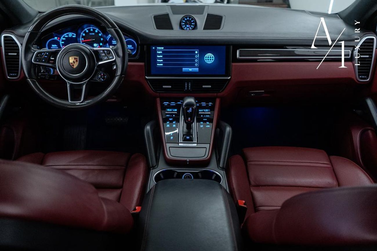 Porsche Cayenne Base Coupe 2023 Porsche Cayenne Coupe, Warranty, Carbon Fiber Package, Full Options, Very Low Kms, G