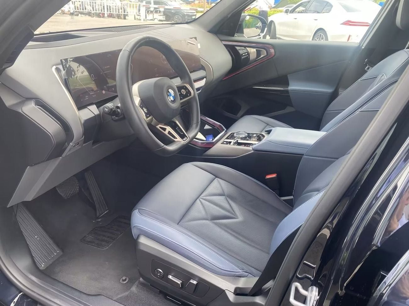 بي أم دبليو X3 xDrive30L Luxury M SportShadow Edition