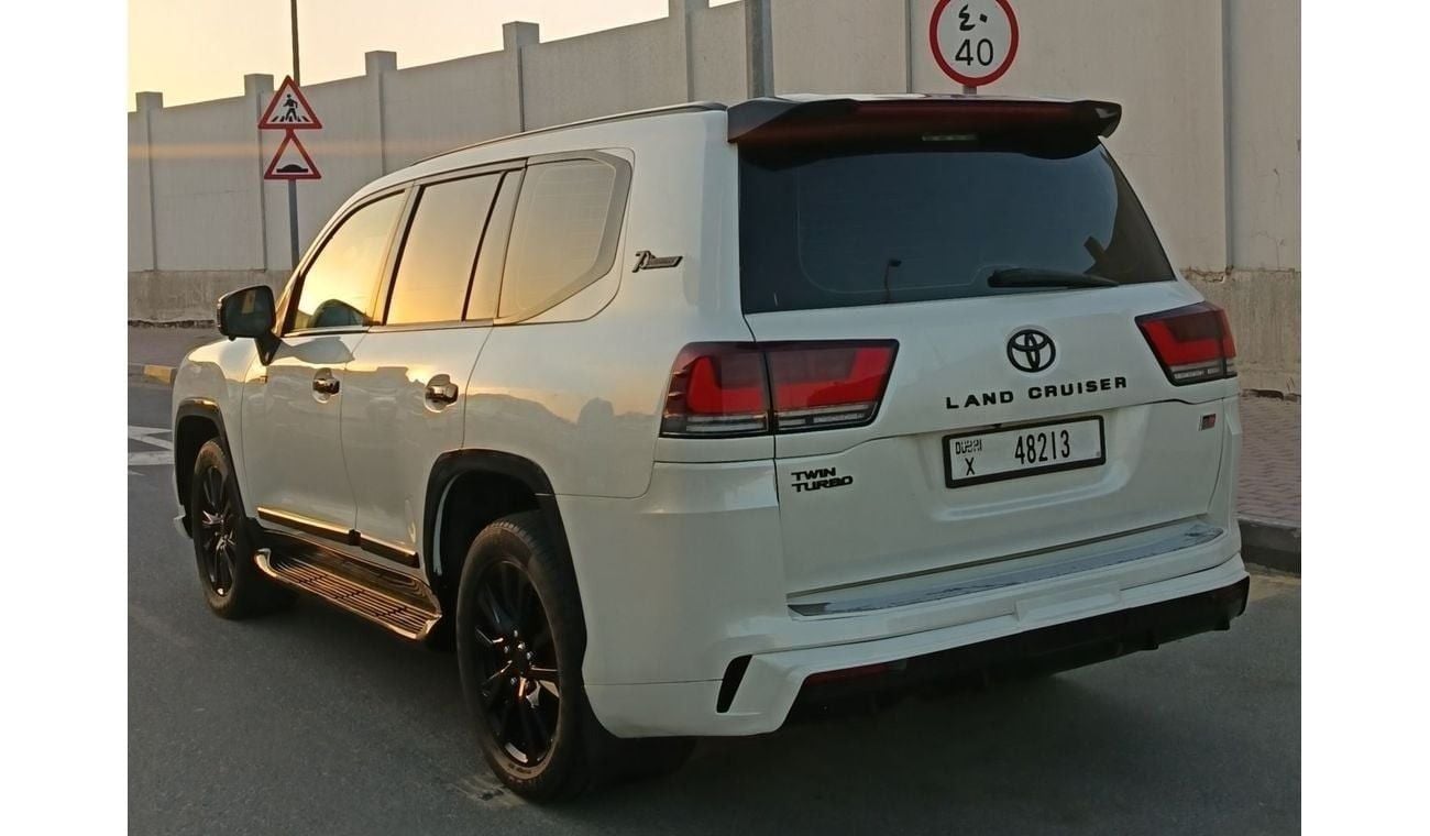 Toyota Land Cruiser 2010 vxr v8 change 202 Gr