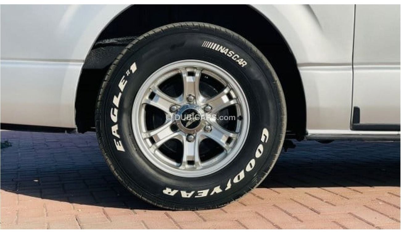 Toyota Hiace 2015  | AT | Diesel | 4WD | KDH206 | 3.0L | Silver | CLEAN VAN DX TYPE