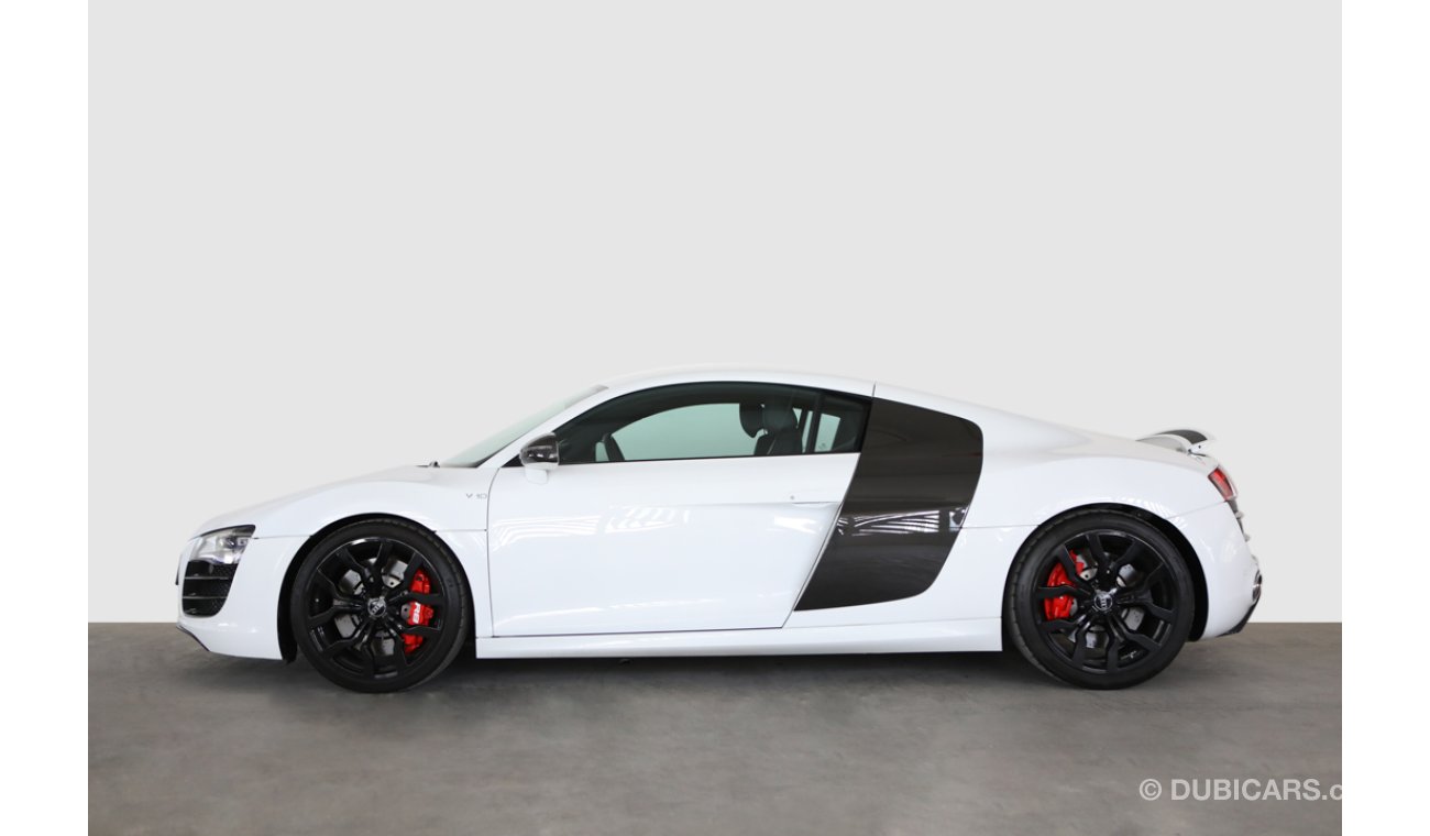 أودي R8 2013 5.2 V-10 (Immaculate, 525bhp, AAA Warranty till 30-03-2020, Carbon Trim)