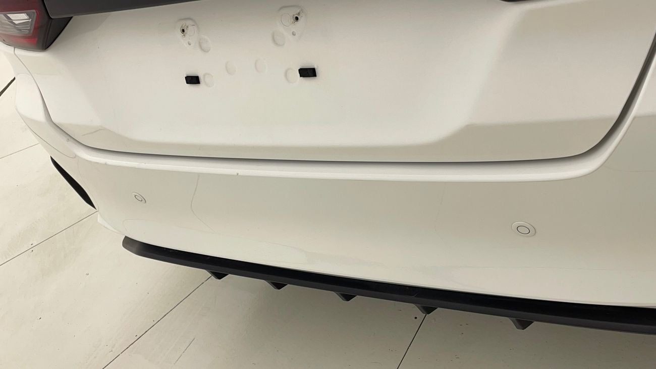 تويوتا يارس E 1.5 | بدون دفعة مقدمة | اختبار القيادة في المنزل