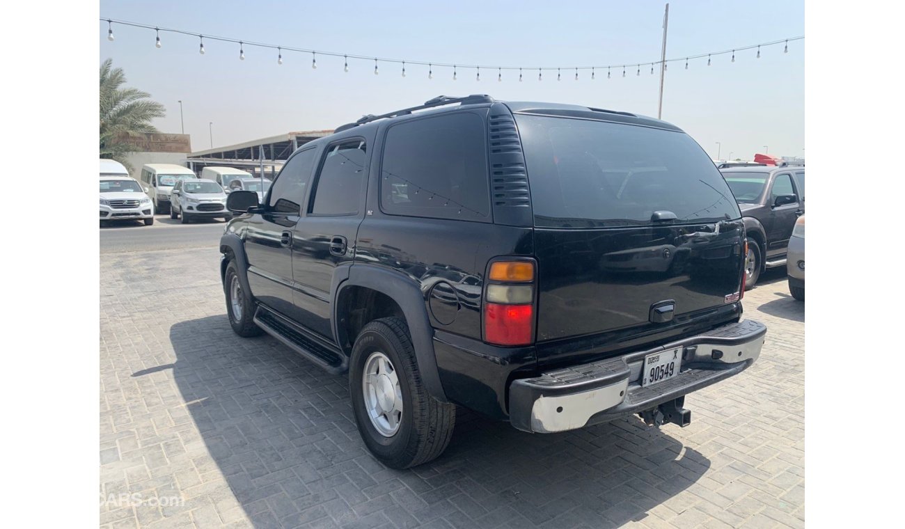 GMC Yukon 2005 model gcc 8 cylinder