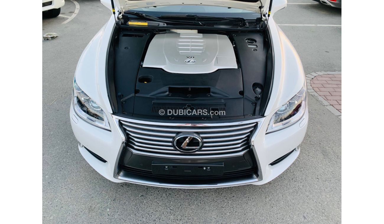 Lexus LS460