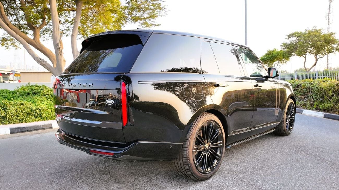 Land Rover Range Rover AUTOBIOGRAPHY P530 2023 Range Rover | 4.4L Twin-Turbo V8 | Under 400 KM | European Specs