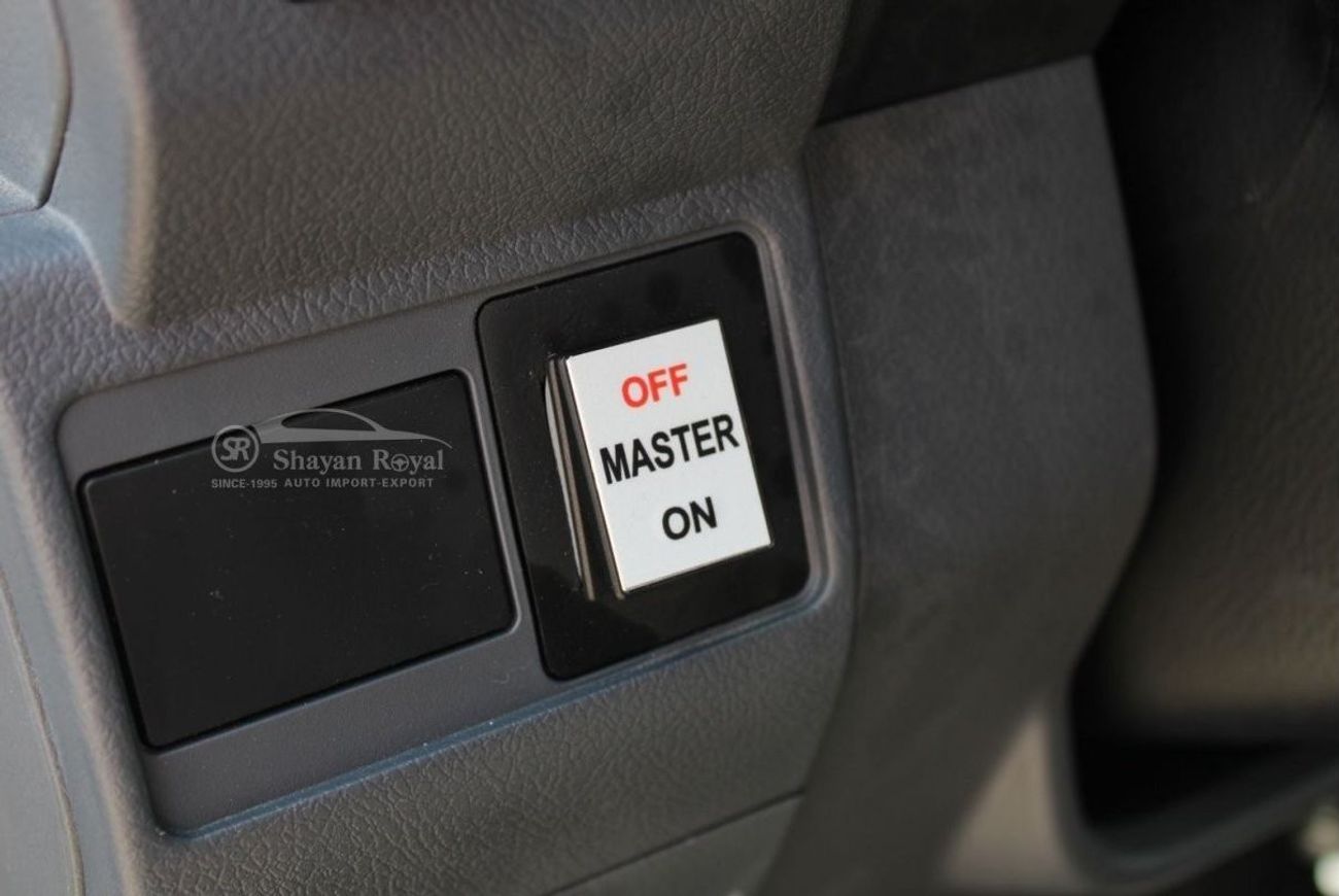 Toyota Land Cruiser LHD LC78 AMBULANCE 4.2L DSL V6 4WD 3DR MT 2025MY | FOR EXPORT