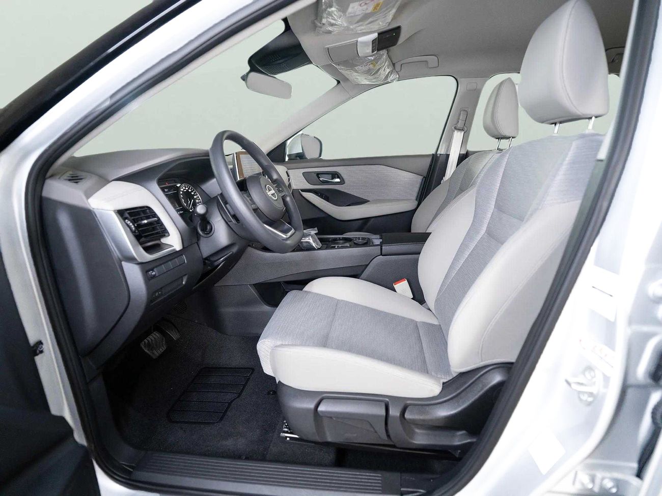 Nissan XTrail S 2.5L (169 HP) FWD (5 Seater) S 2.5