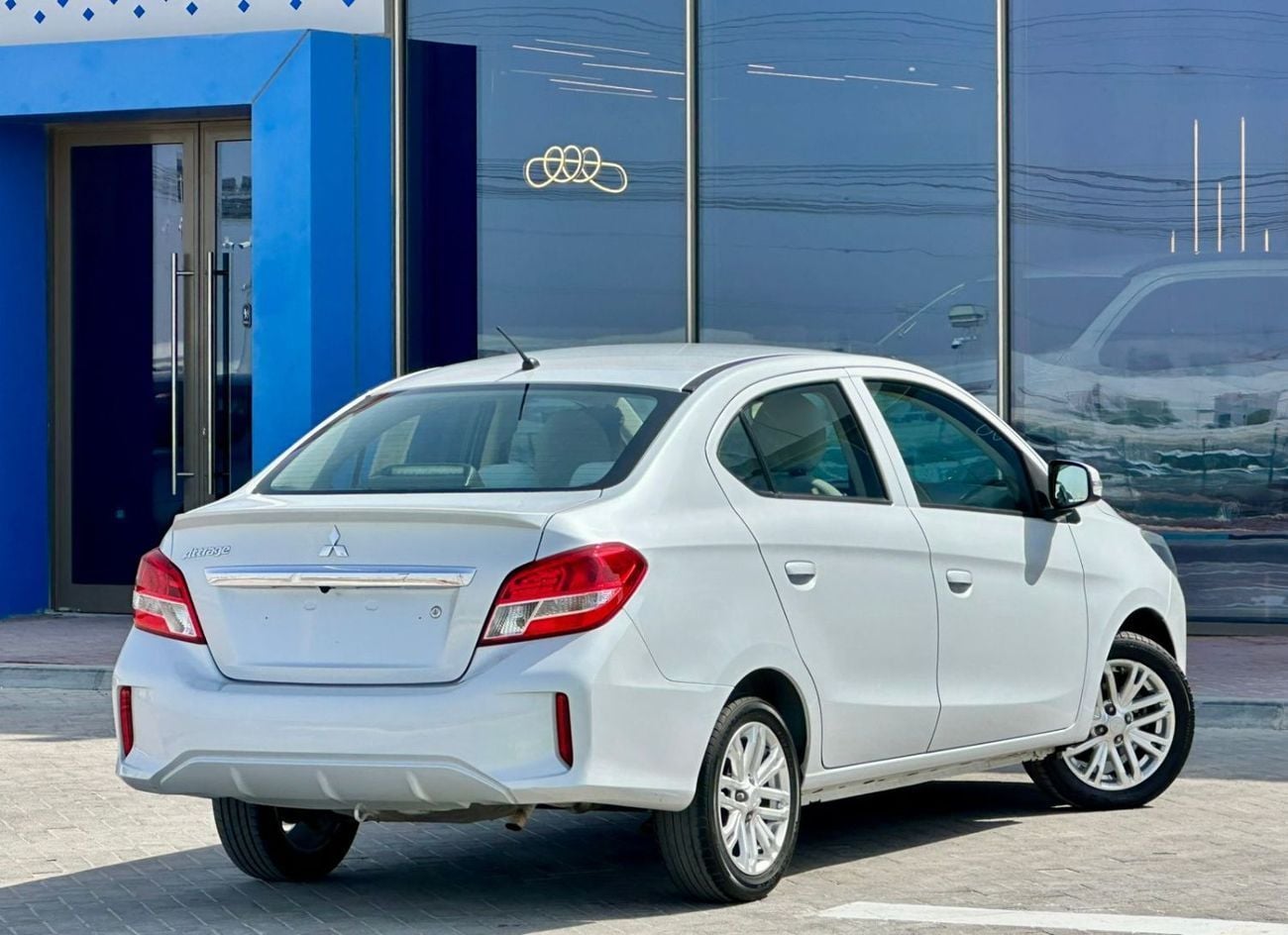 ميتسوبيشي اتراج GLX HIGHLINE GLX Mid 1.2L