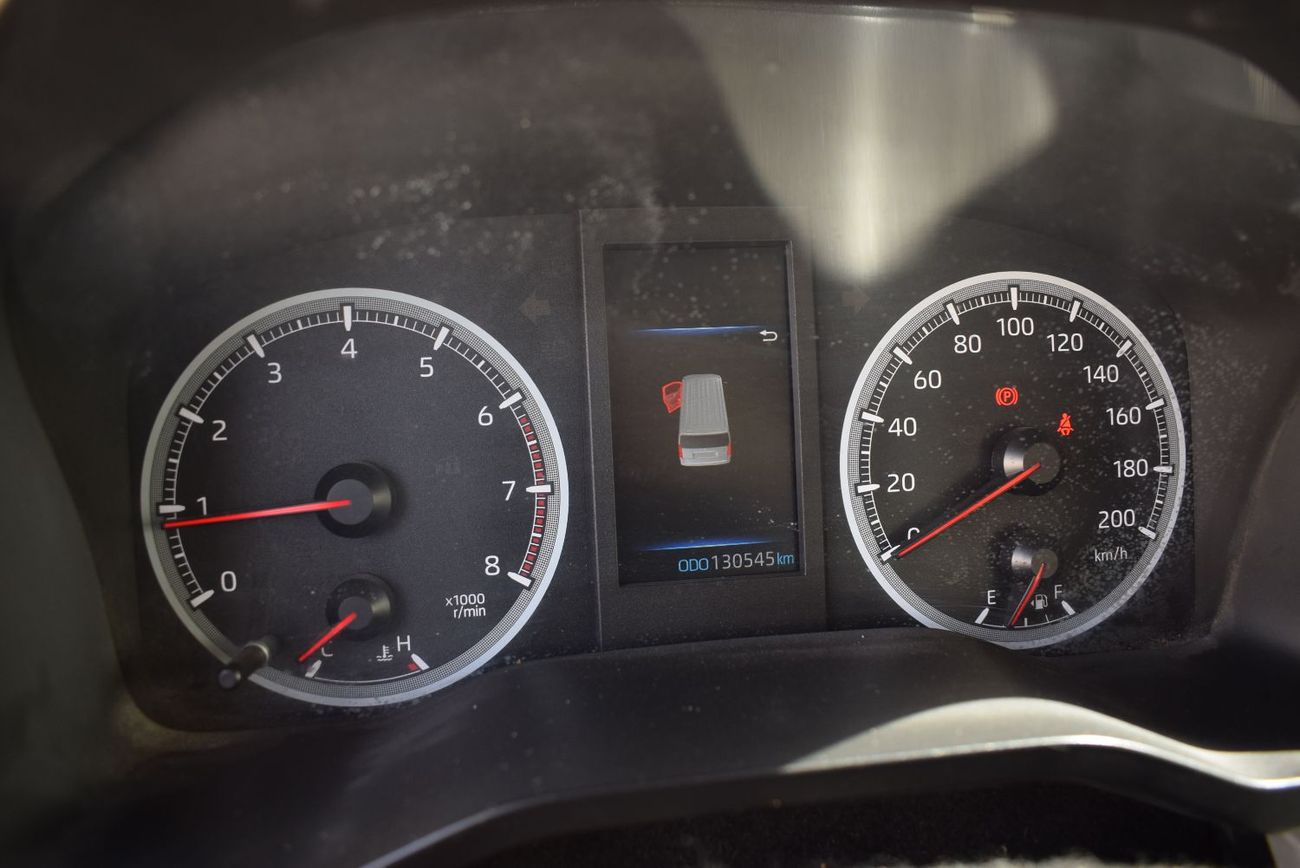 Toyota Hiace Toyota Hiace GL -High Roof Commuter 3.5L M/T, Model:2021. Excellent condition