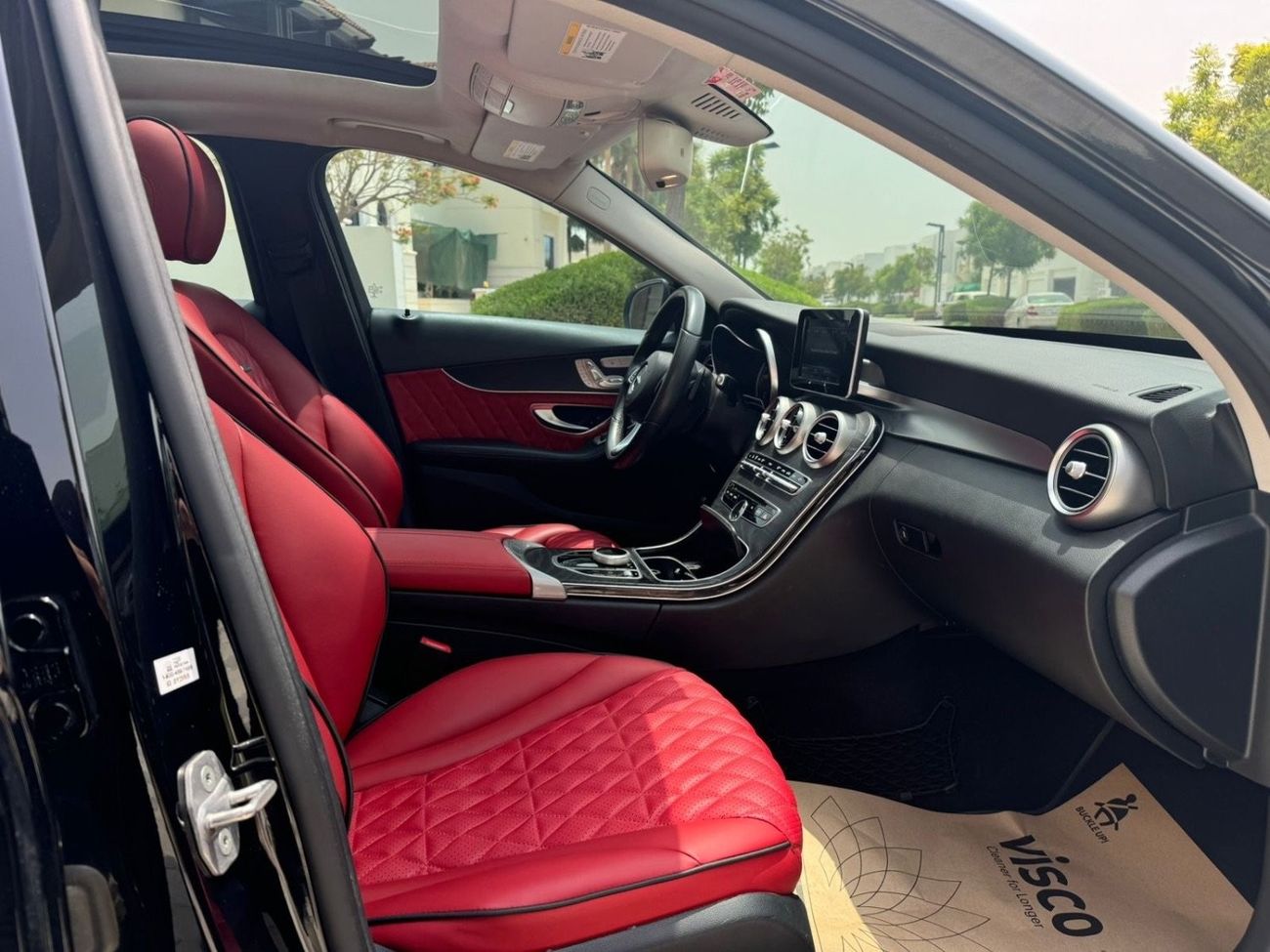 Mercedes-Benz C 300 Sport Mercedes-Benz C300 / USA / 2017 / 92,000KM