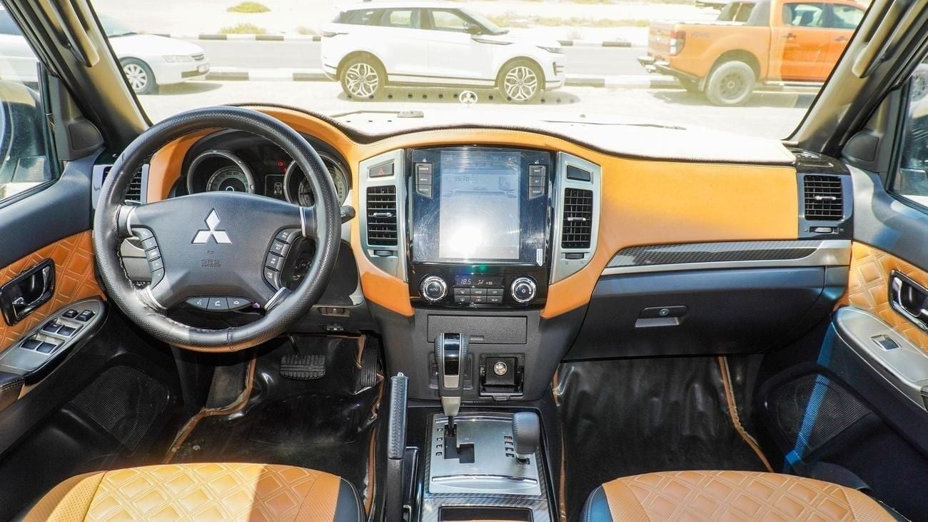 Mitsubishi Pajero GLS V6