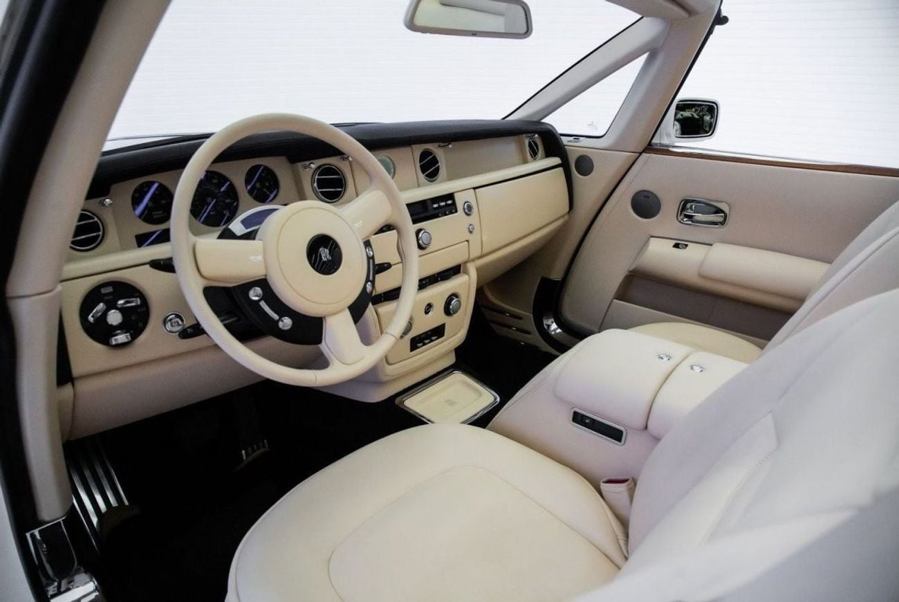 Rolls Royce Phantom STD DROPHEAD