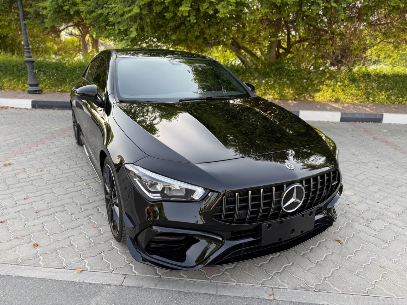 Mercedes-Benz CLA 250 Premium + 2.0L