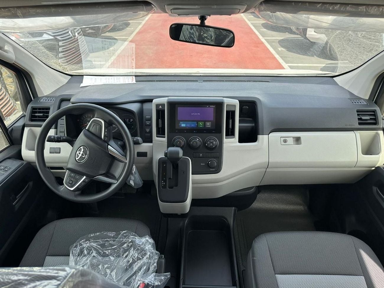 Toyota Hiace TOYOTA HIACE 3.5 L PETROL  AUTOMATIC ,13SEATS,HIGH/ROOF 2025