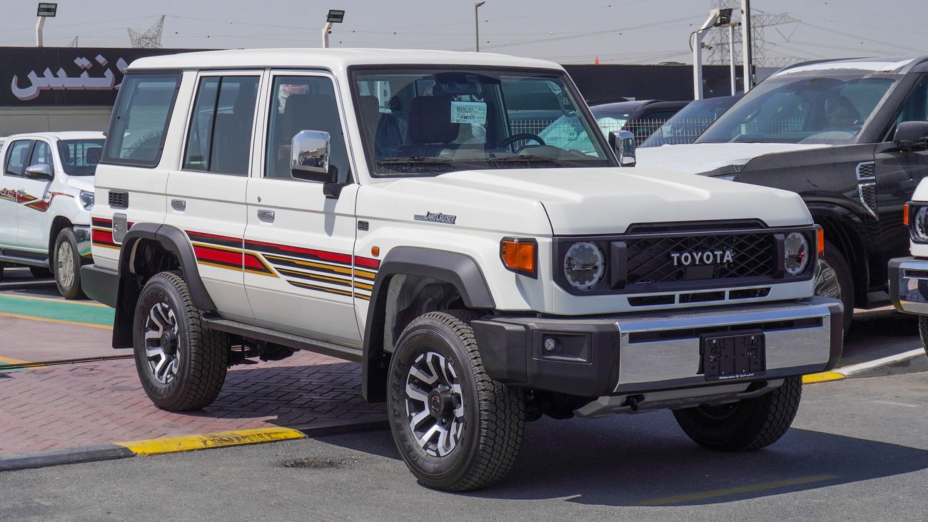 Toyota Land Cruiser 70 LX 4.0L V6 A/T  Al Futtaim
