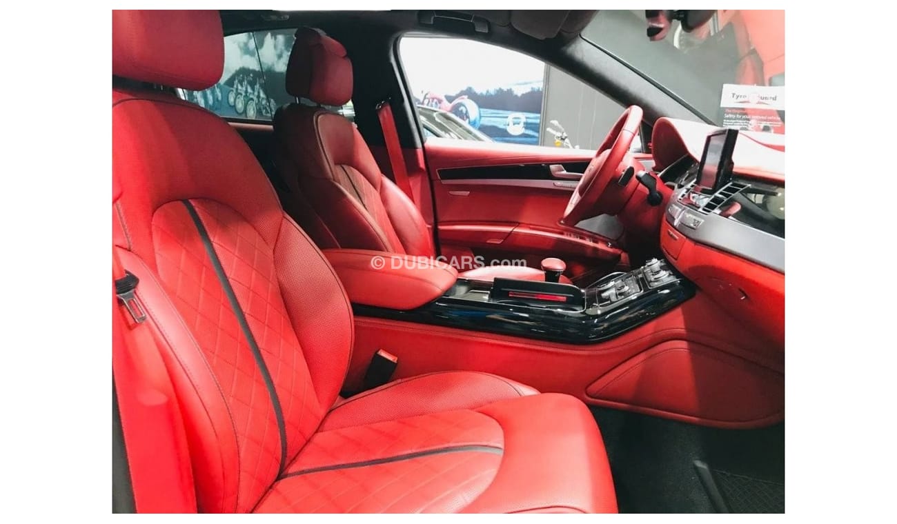Audi S8 AUDI S8 2016 MODEL GCC CAR IN BEAUTIFUL CONDITION WITH FREE INSURANCE + REGISTERATION + WARRANTY