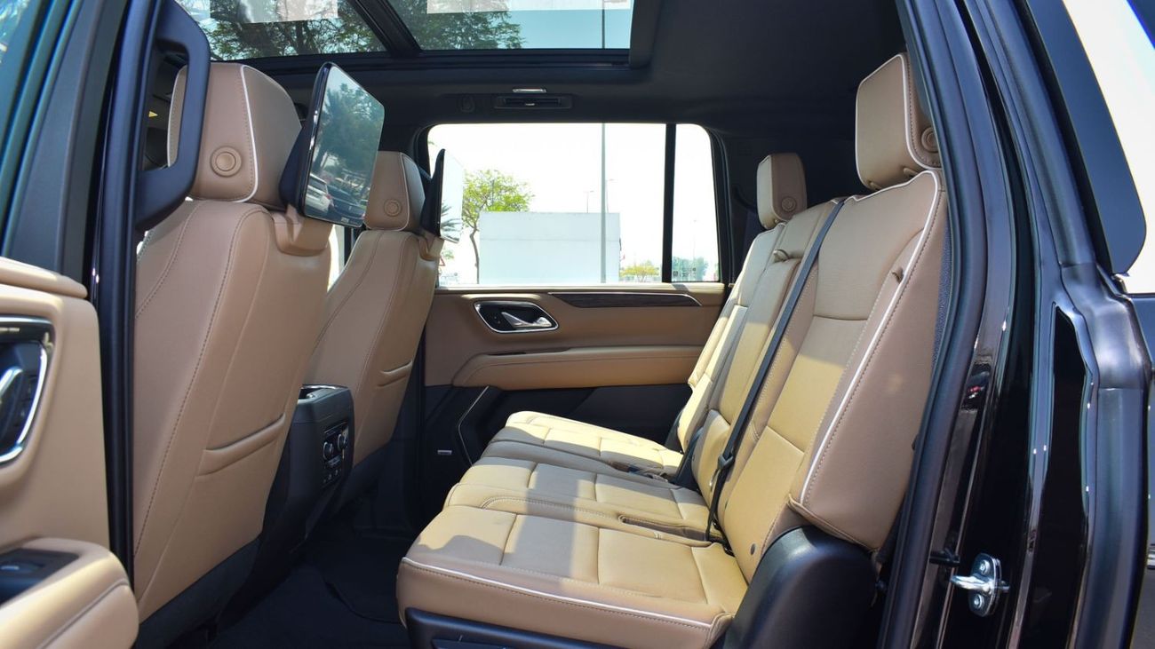 Chevrolet Suburban CHEVROIET TAHOE  SUBURBAN / PERMIER / LONG WHEEI / 2023 / GCC /