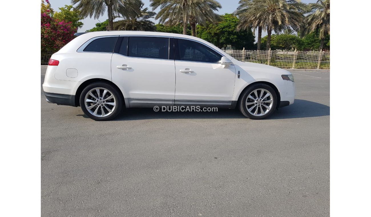 Lincoln MKT TOP OF RANGE//LINCOLN//GCC//760/- MONTHLY//0%DOWN PAYMENT//7 SEATS