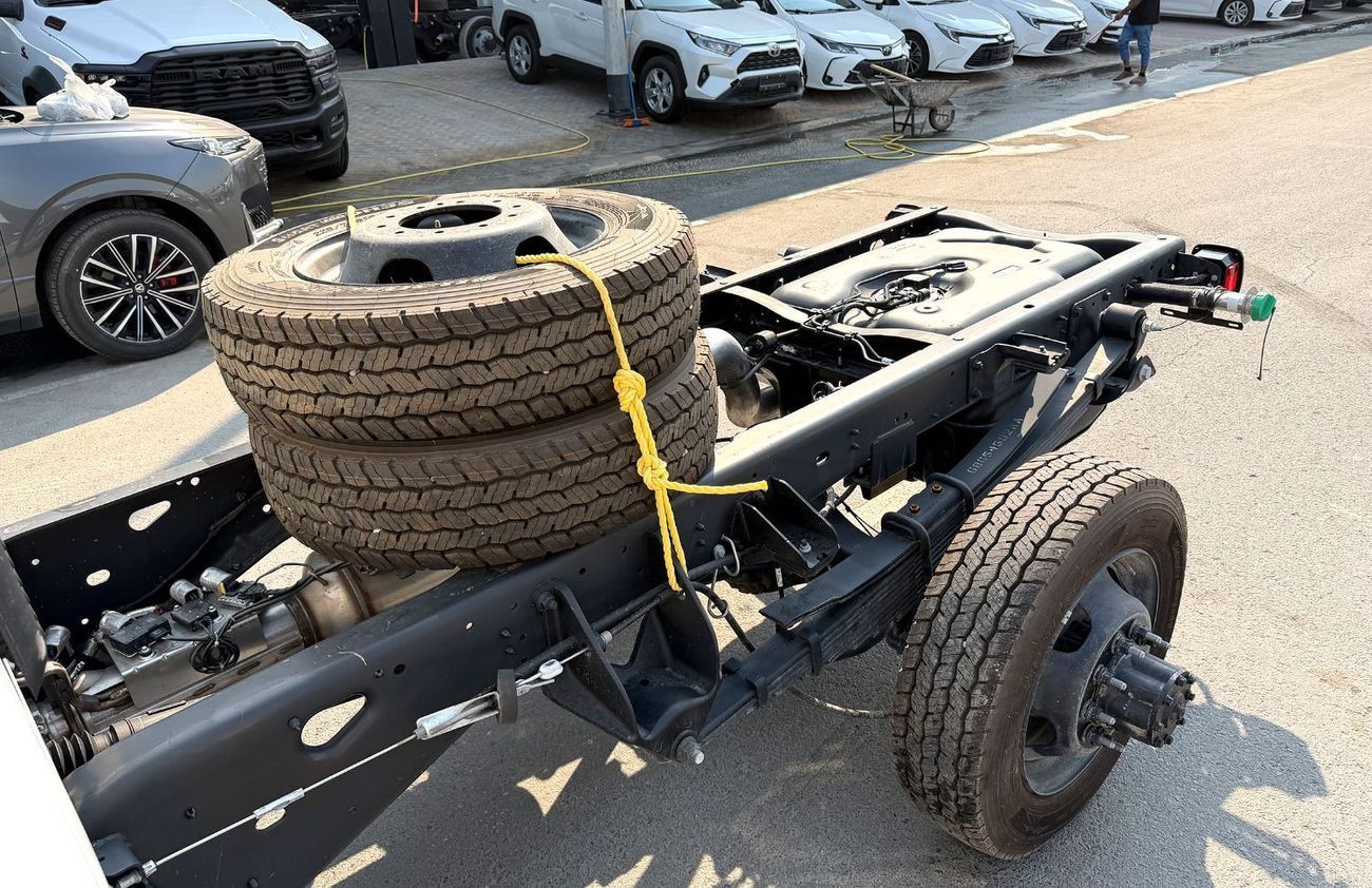 رام 5500 2026 Tradesman 4x4 Reg Cab Heavy Duty