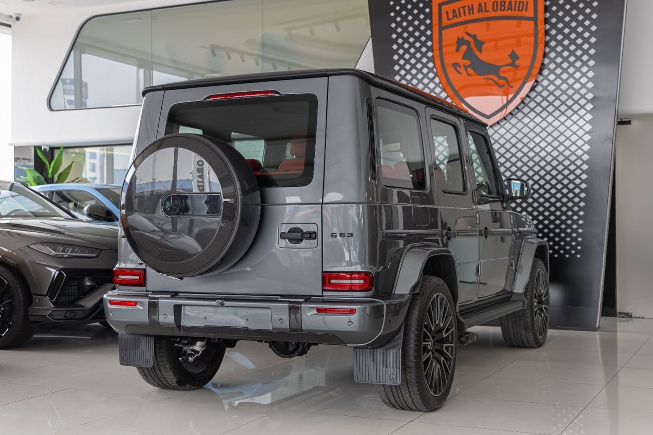 Mercedes-Benz G 63 AMG Double Night Pack|Fully Loaded|2026 Fully Cardbon Fiber |Gargash Auto Warranty PERFOMANCE PACKAGE