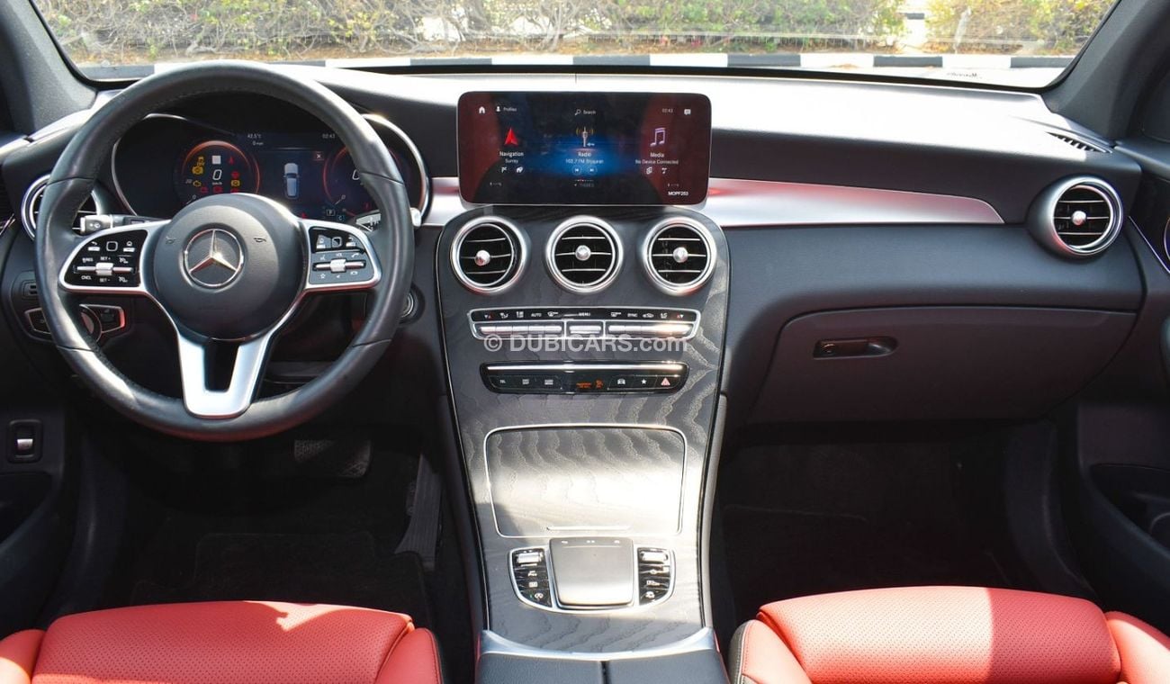 مرسيدس بنز GLC 300 4MATIC