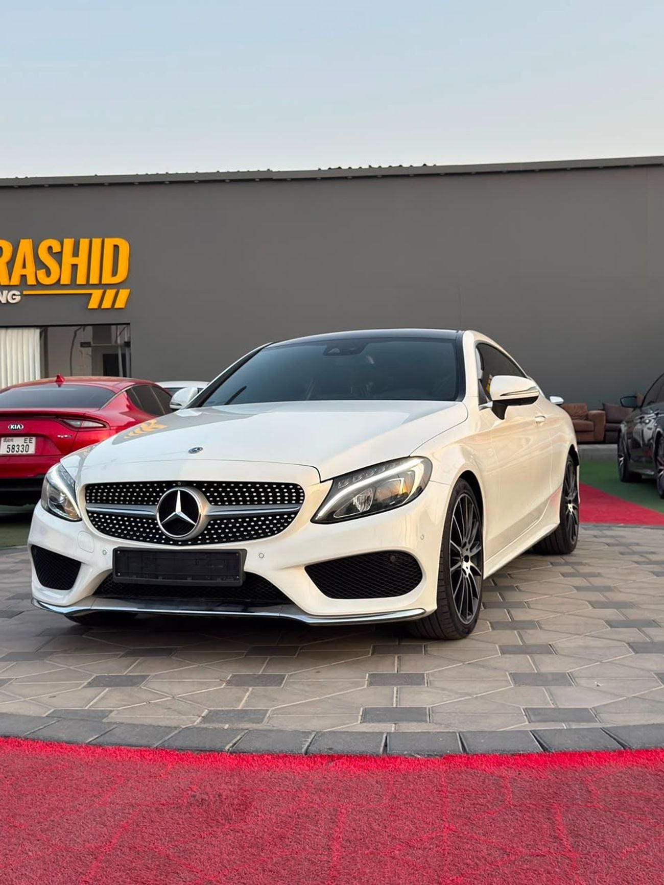 مرسيدس بنز C 200 كوبيه