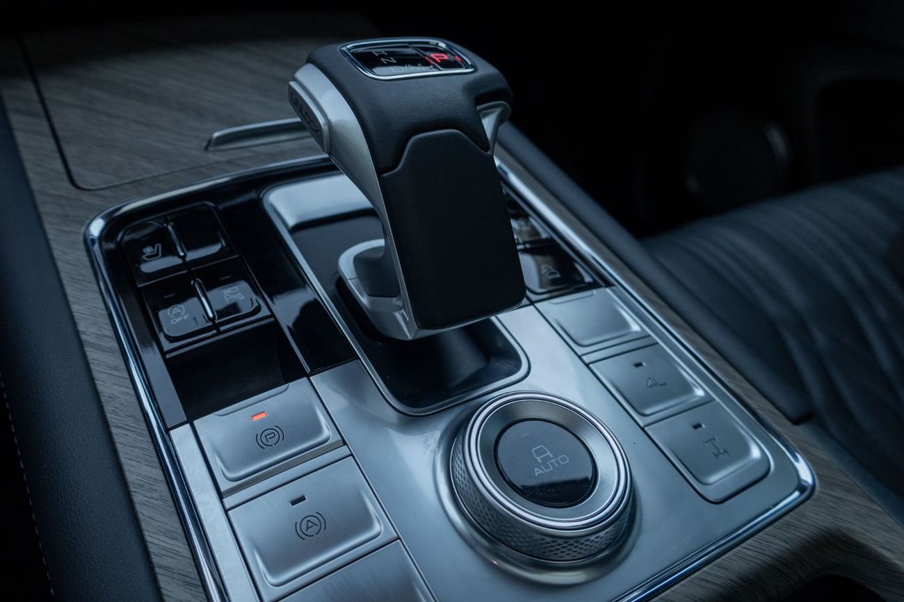 Tank 500 Prestige 3.0T