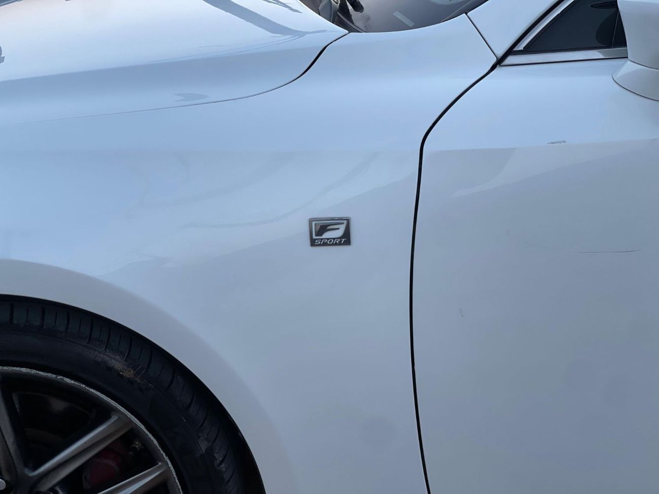 لكزس IS 350 F سبورت بلاتينوم