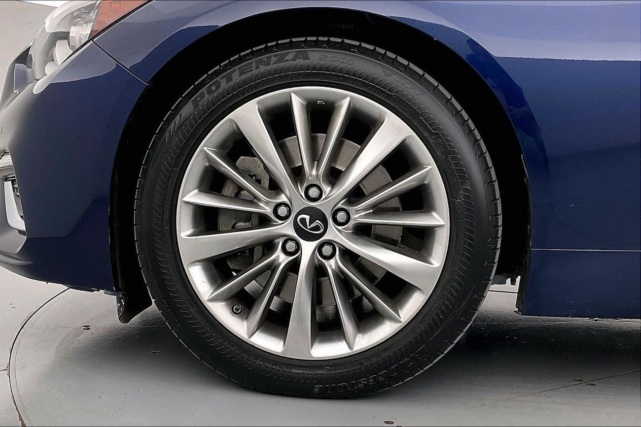 Toyota FJ Cruiser GXR | 1 year free warranty | 0 Down Payment